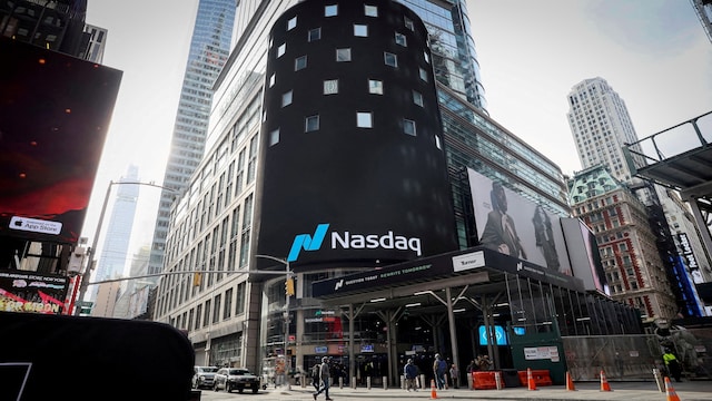 US Stock Market Live: Dow futures drop 50 points; Japan factory output falls US Stock Market Live: Dow futures drop 50 points; Japan factory output falls